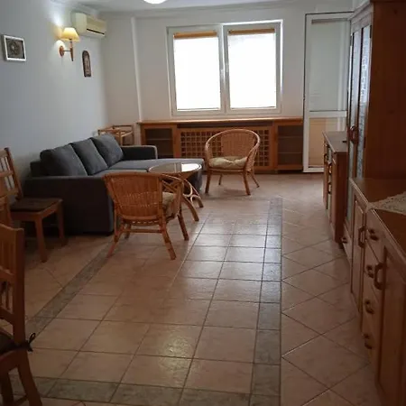 Lazur 5 Апартамент Бургас